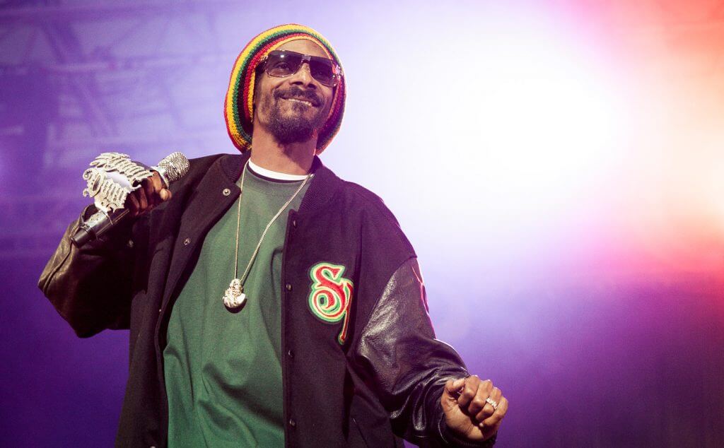 Snoop_Dogg_performing_at_Hovefestivalen_2012