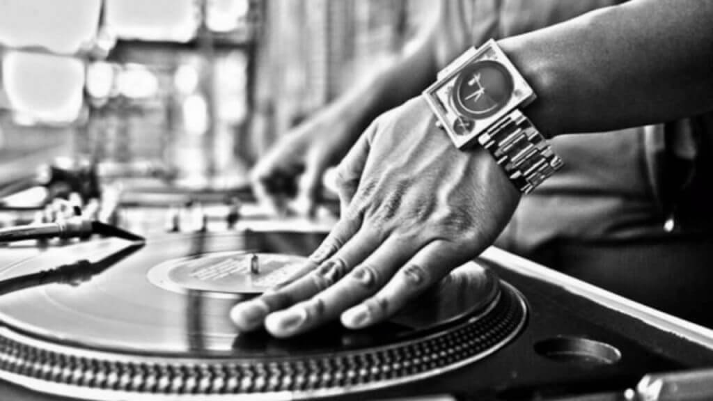 5 Classic Hip Hop DJ Party Songs